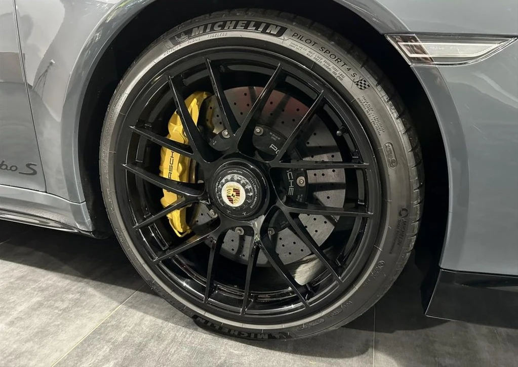Porsche 911 Turbo S - изображение 10