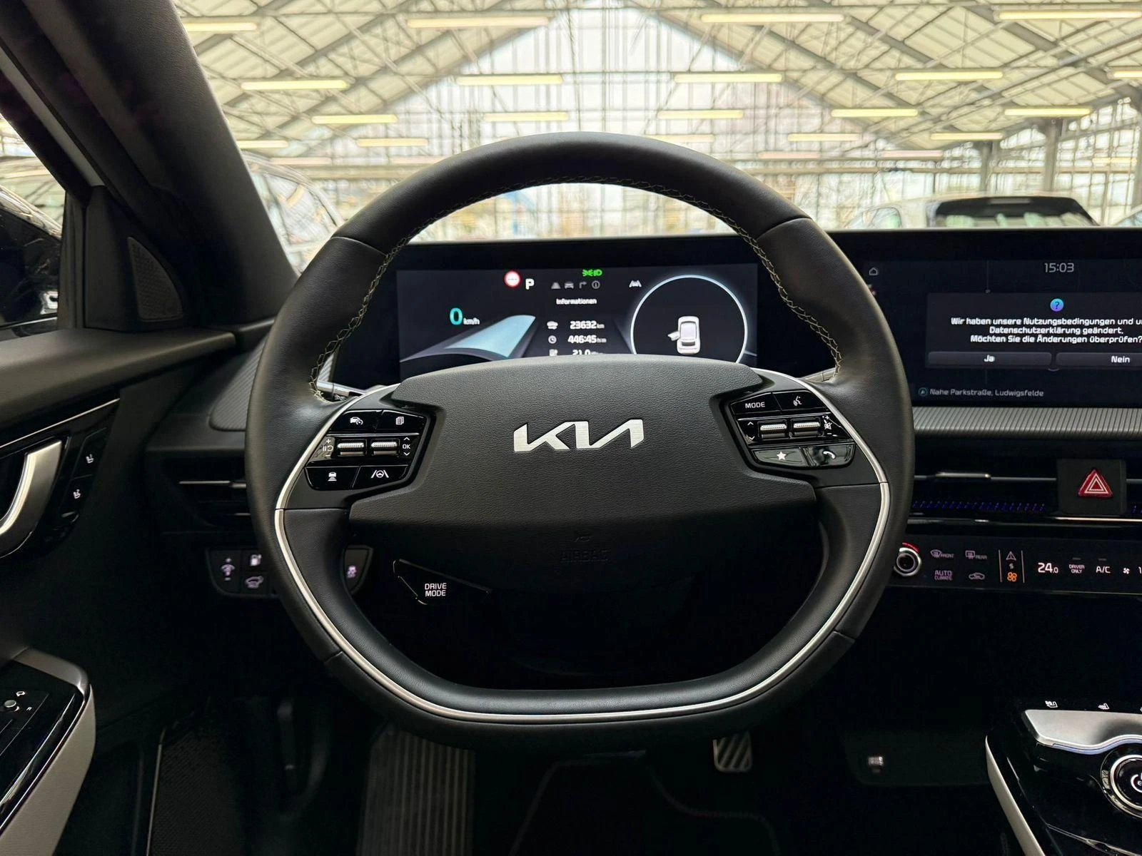 Kia EV6 GT-LINE 4WD PANORAMA MERIDIAN CAMERA - изображение 6