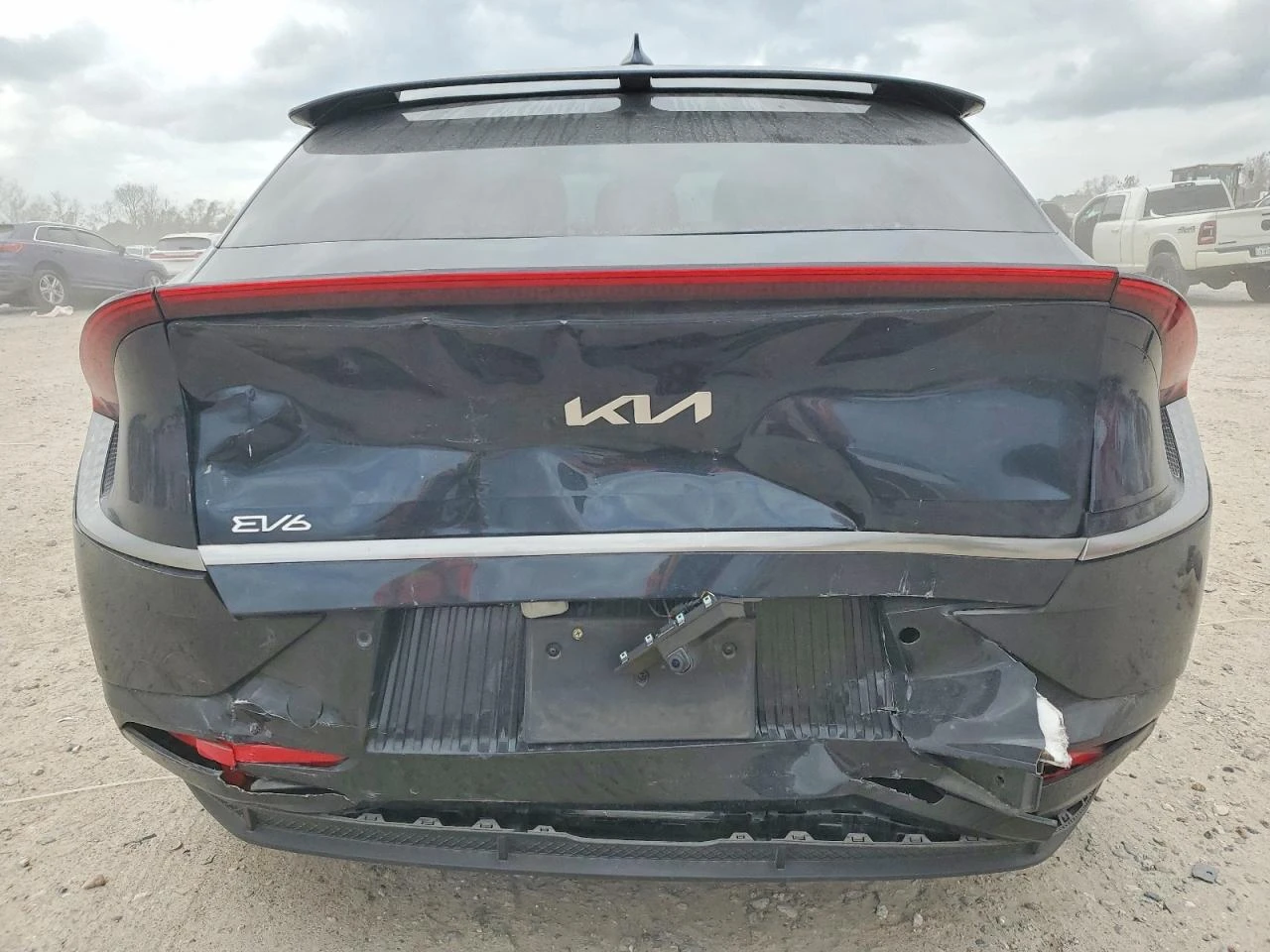 Kia EV6 Light, снимка 6 - Автомобили и джипове - 53806251