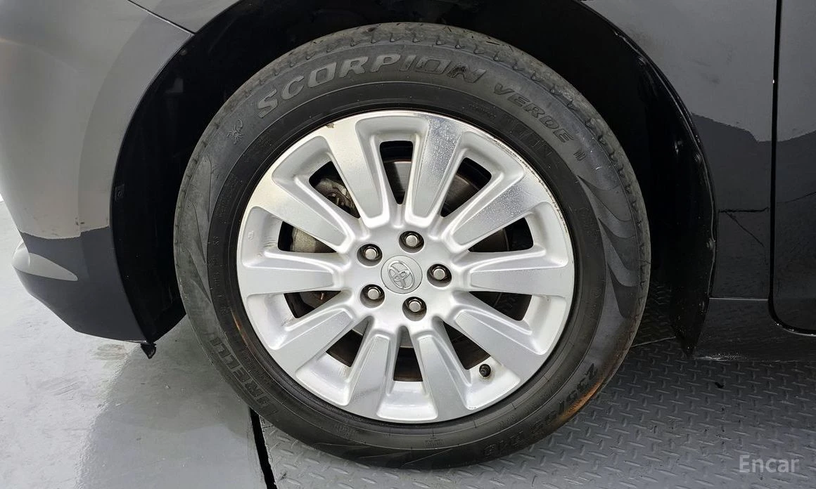 Toyota Sienna, снимка 5 - Автомобили и джипове - 53818763