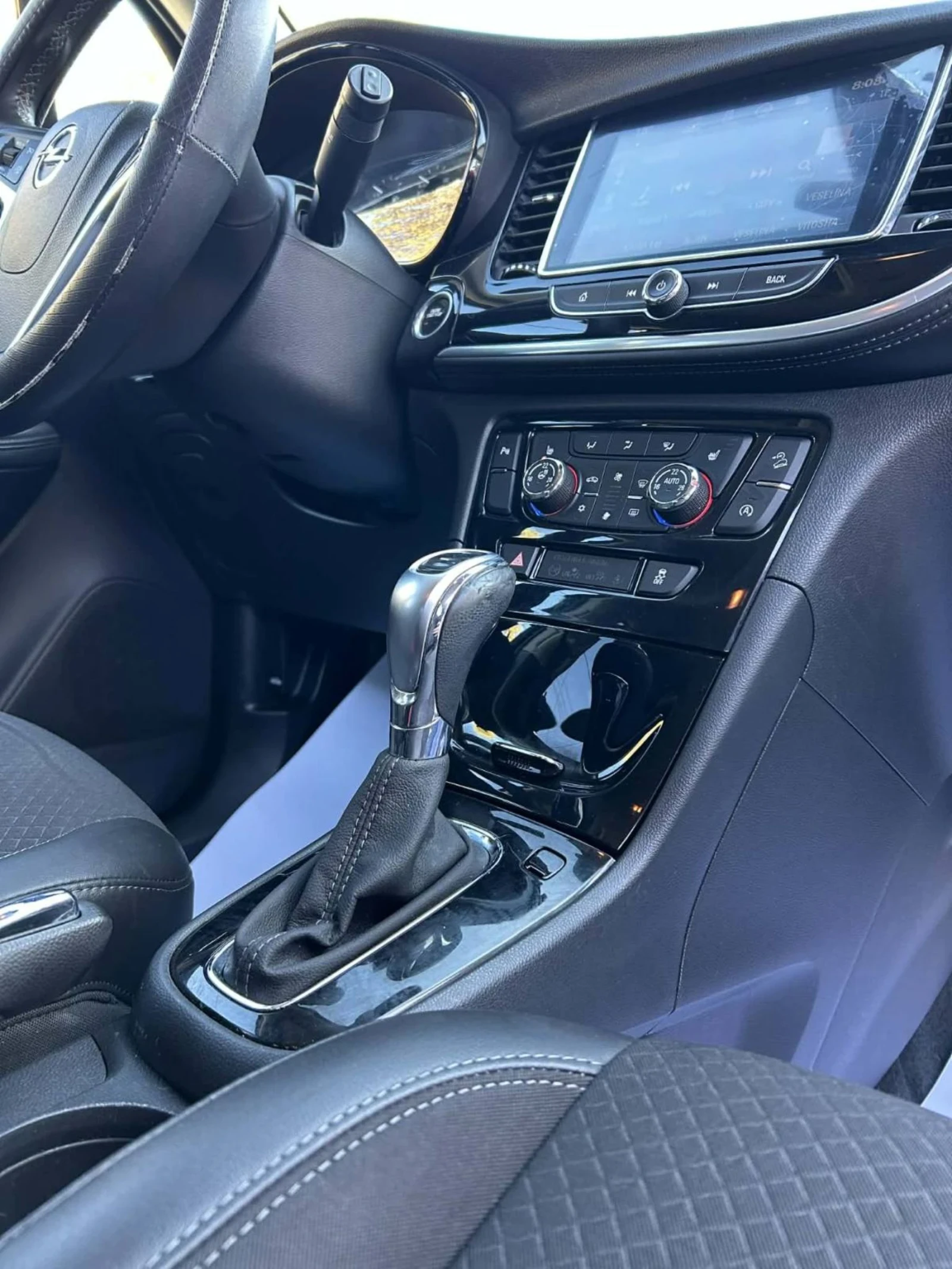 Opel Mokka X, снимка 7 - Автомобили и джипове - 54160210