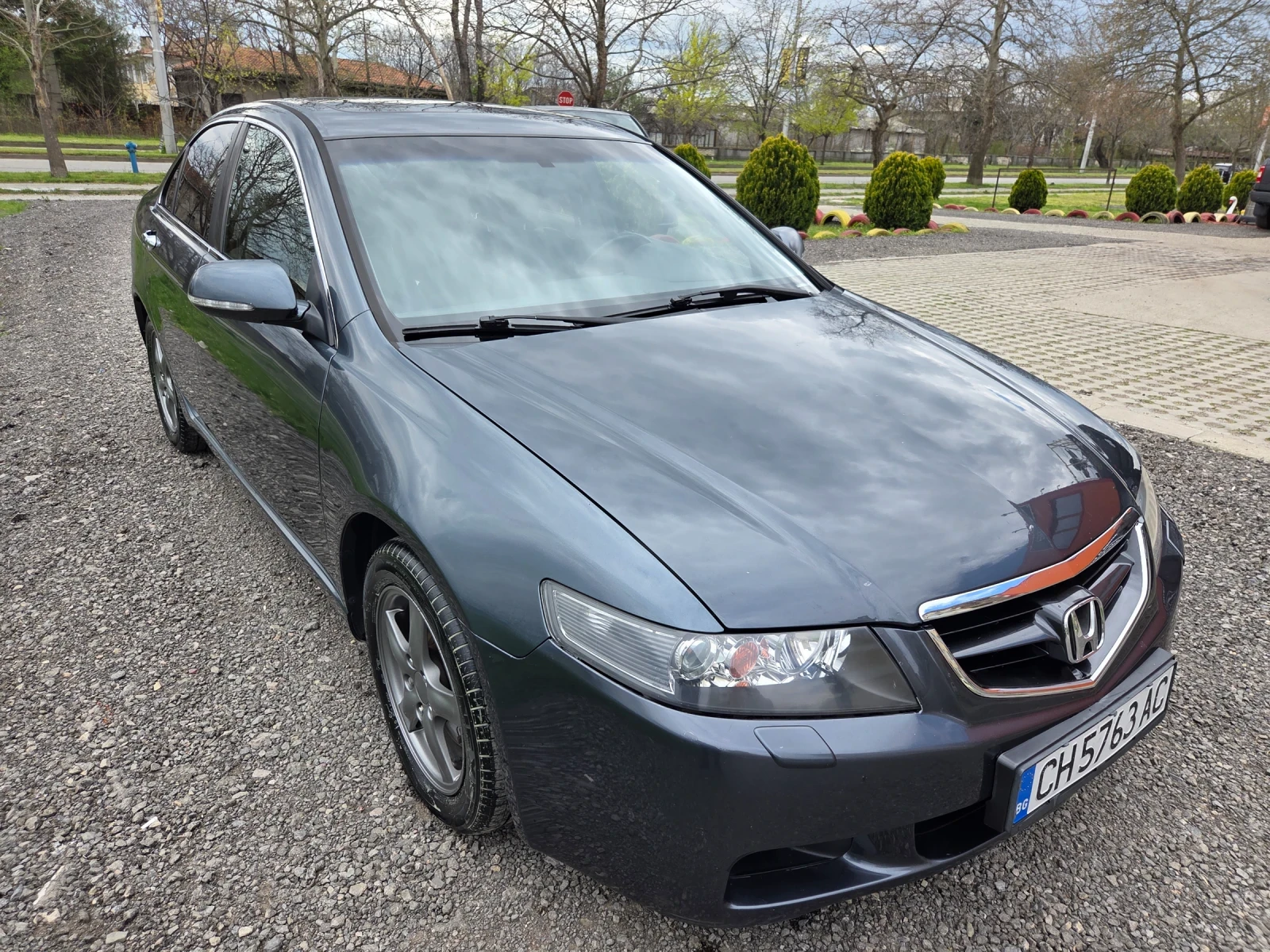 Honda Accord 2.2 CDTI, снимка 2 - Автомобили и джипове - 54243377