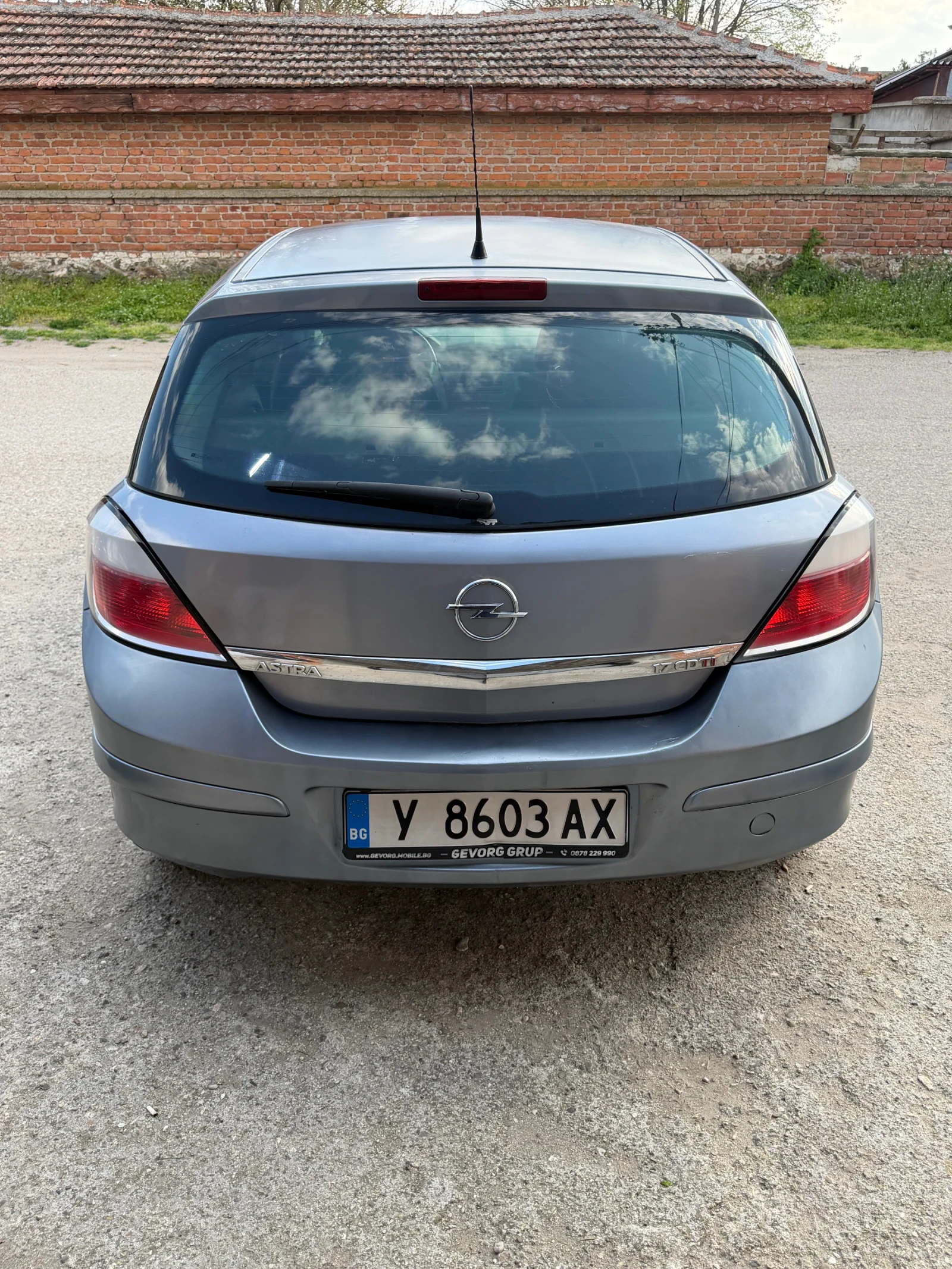 Opel Astra 1.7 cdti, снимка 4 - Автомобили и джипове - 54248386