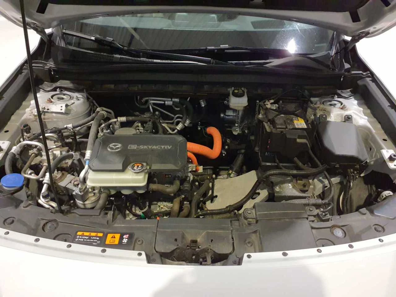 Mazda MX-30 35, 5 kWh First Edition, снимка 10 - Автомобили и джипове - 54290001