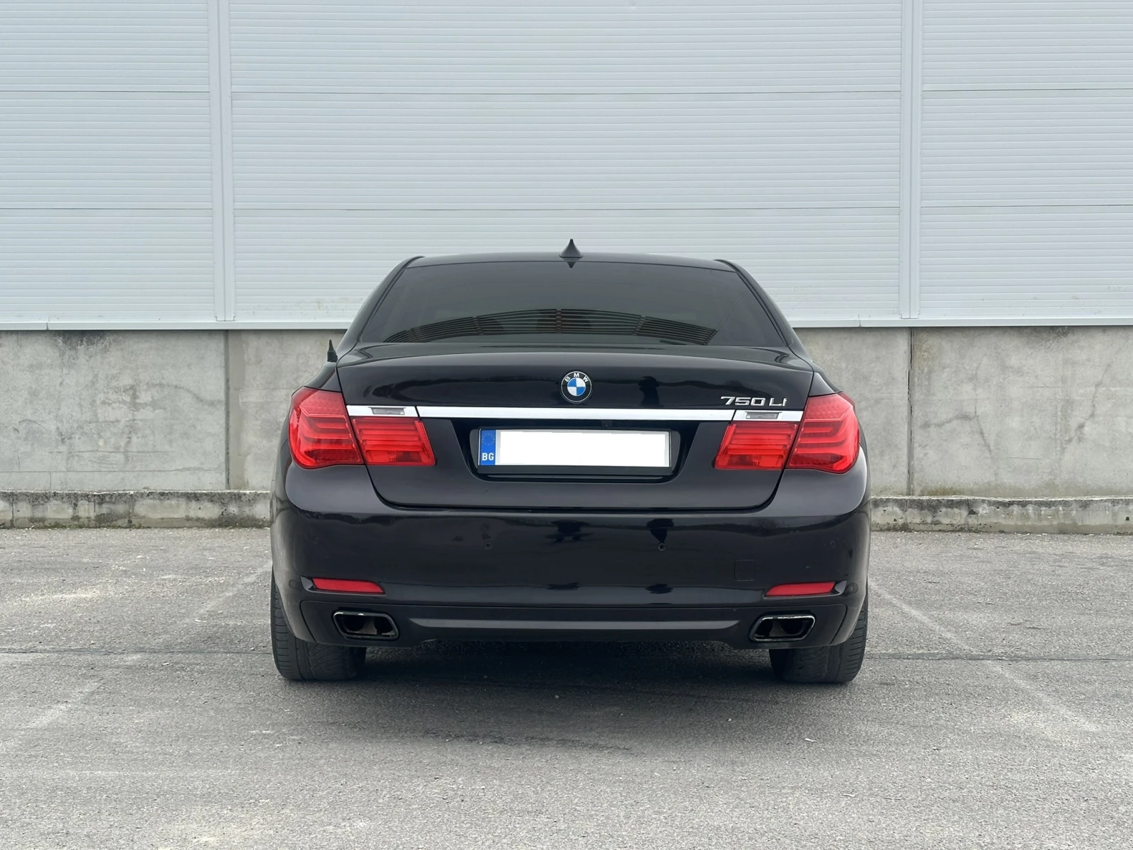 BMW 750 F02 4.4 408 hp, снимка 5 - Автомобили и джипове - 54609056