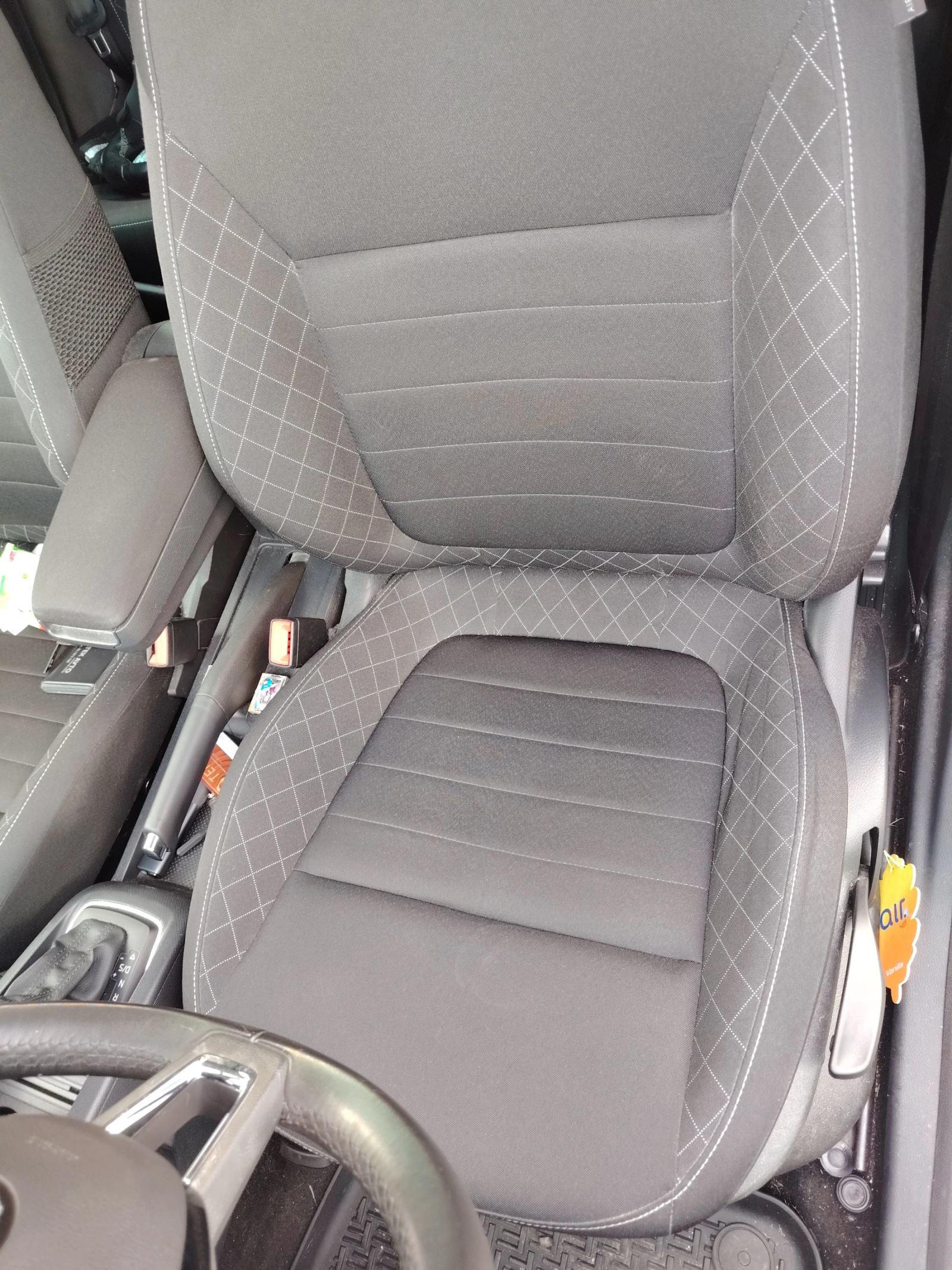 Skoda Fabia 1.2 TSI, снимка 16 - Автомобили и джипове - 54754594