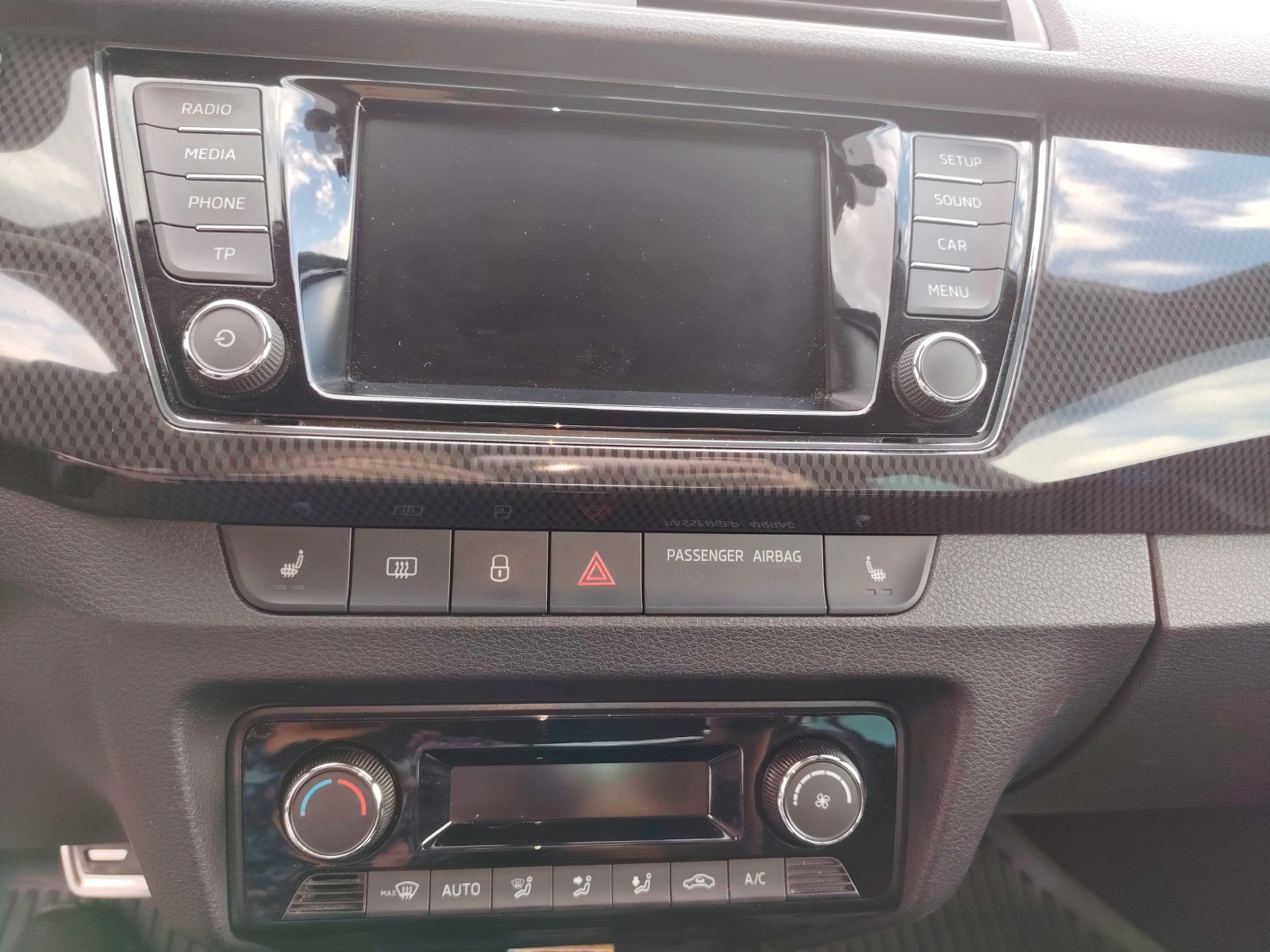 Skoda Fabia 1.2 TSI, снимка 9 - Автомобили и джипове - 54754594