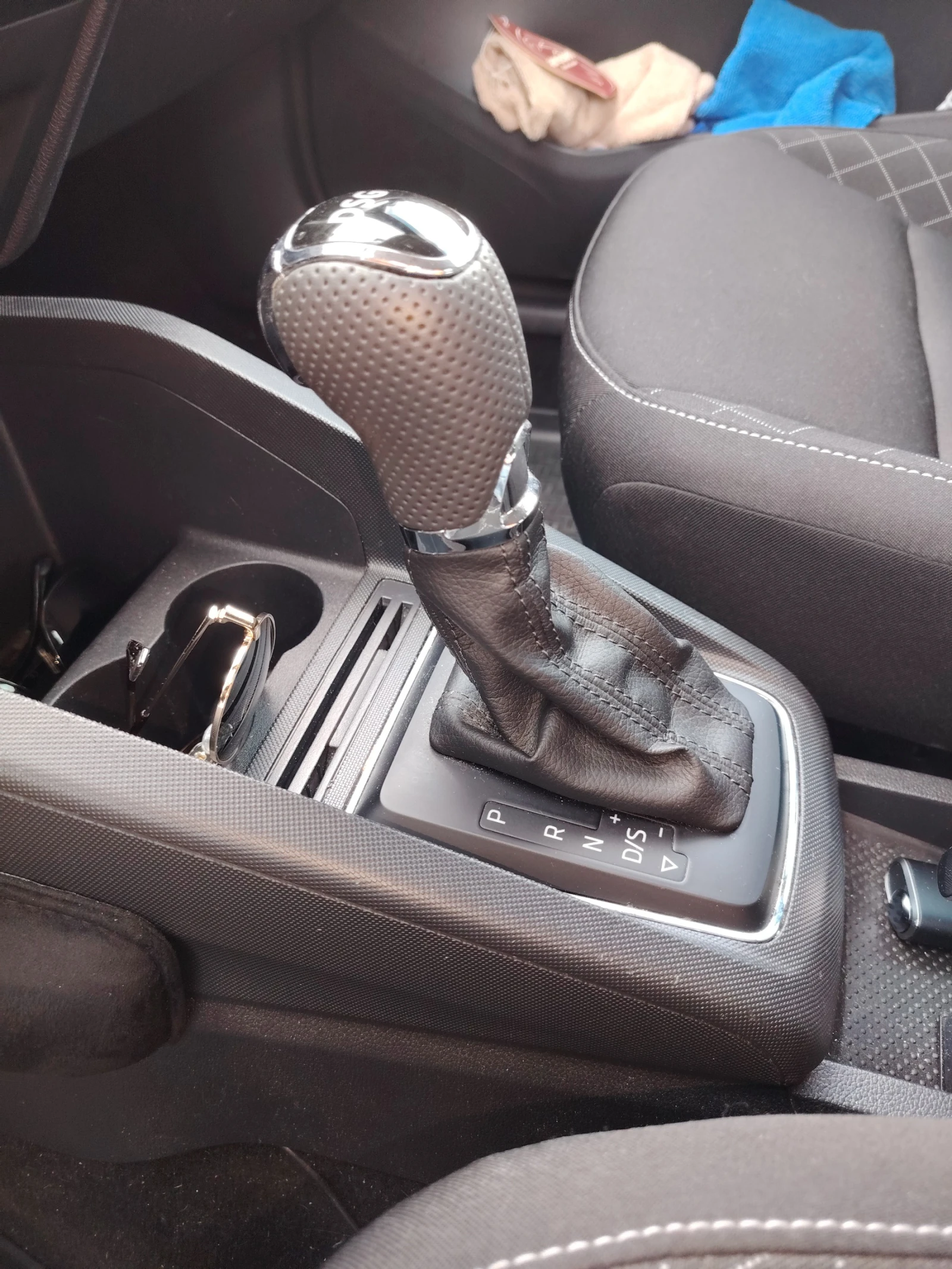 Skoda Fabia 1.2 TSI, снимка 11 - Автомобили и джипове - 54754594