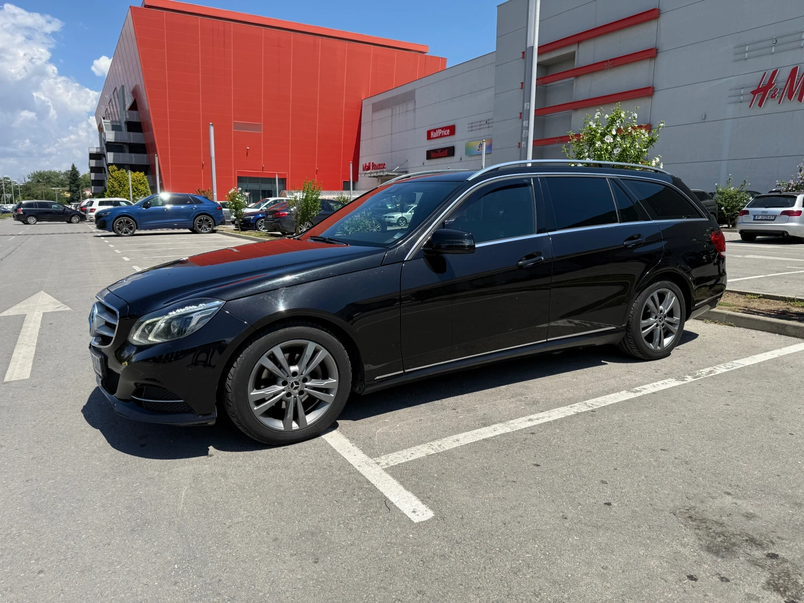Mercedes-Benz E 220 E 220 BlueTEC 9G-Tronic Facelift Full LED , снимка 2 - Автомобили и джипове - 55162219