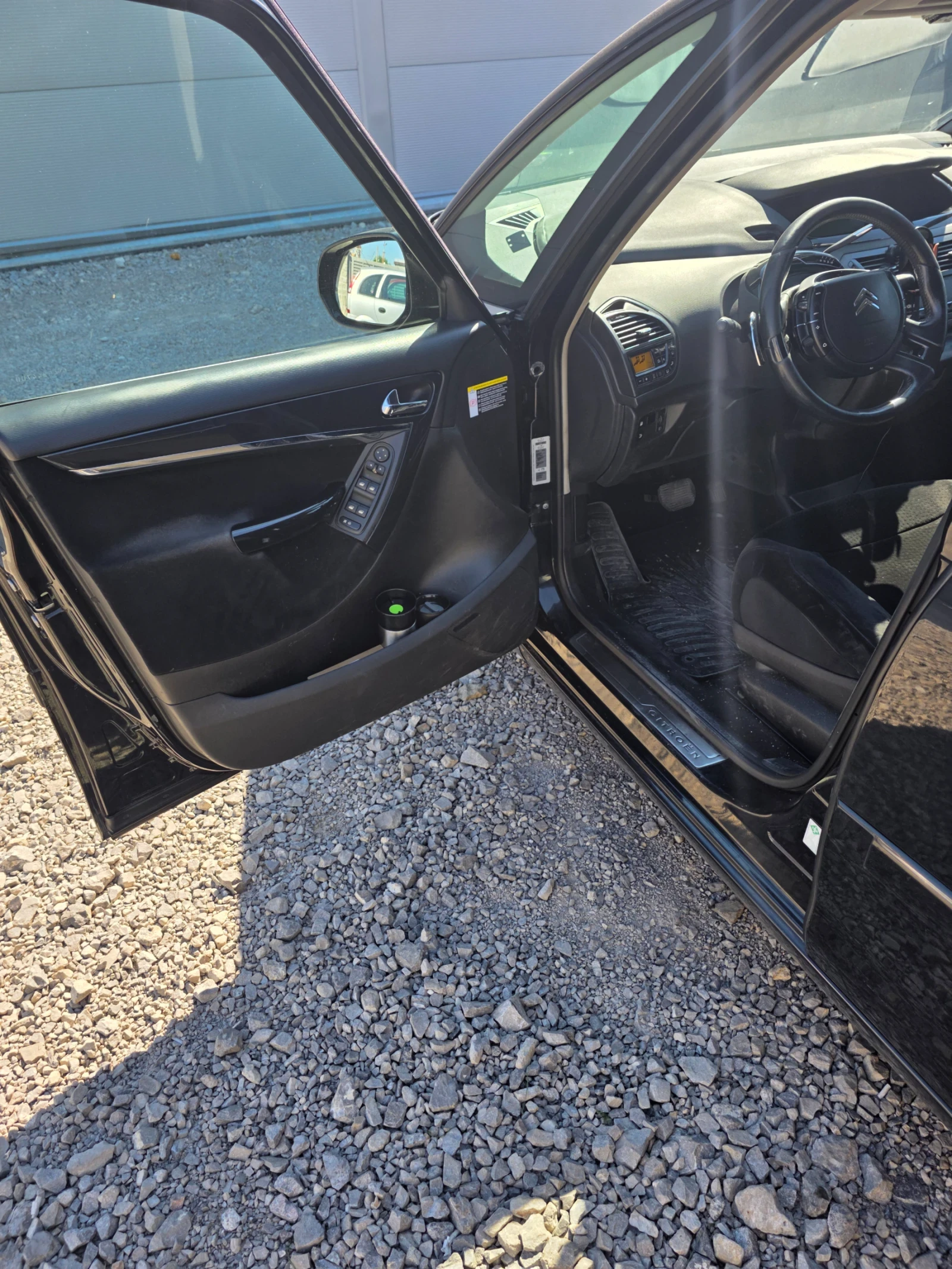 Citroen C4 Picasso, снимка 6 - Автомобили и джипове - 55535561