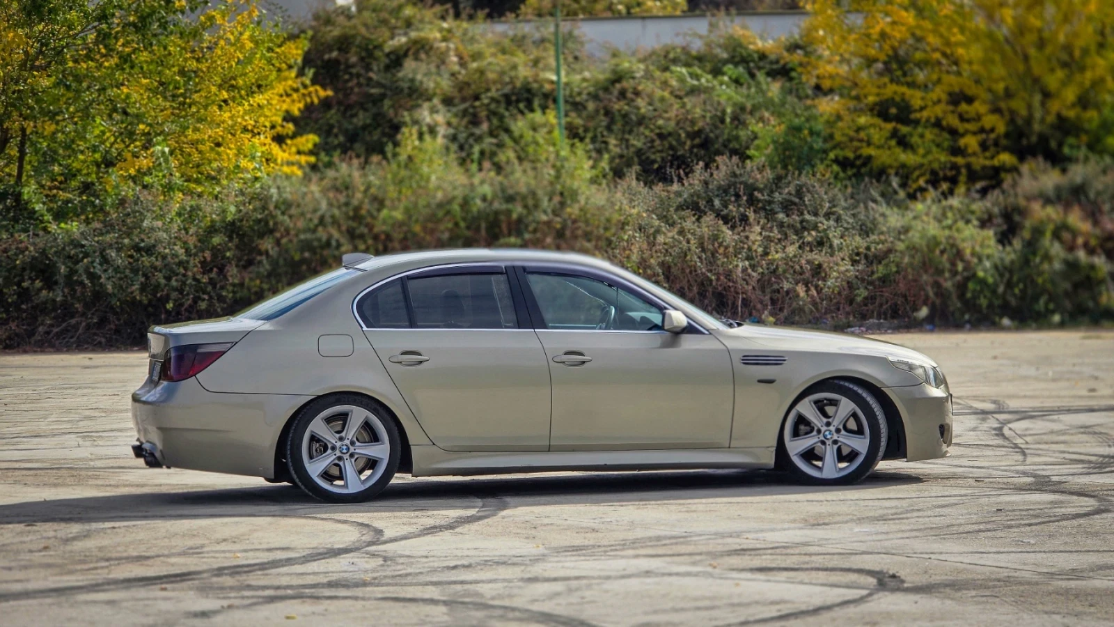 BMW 530, снимка 6 - Автомобили и джипове - 56644032
