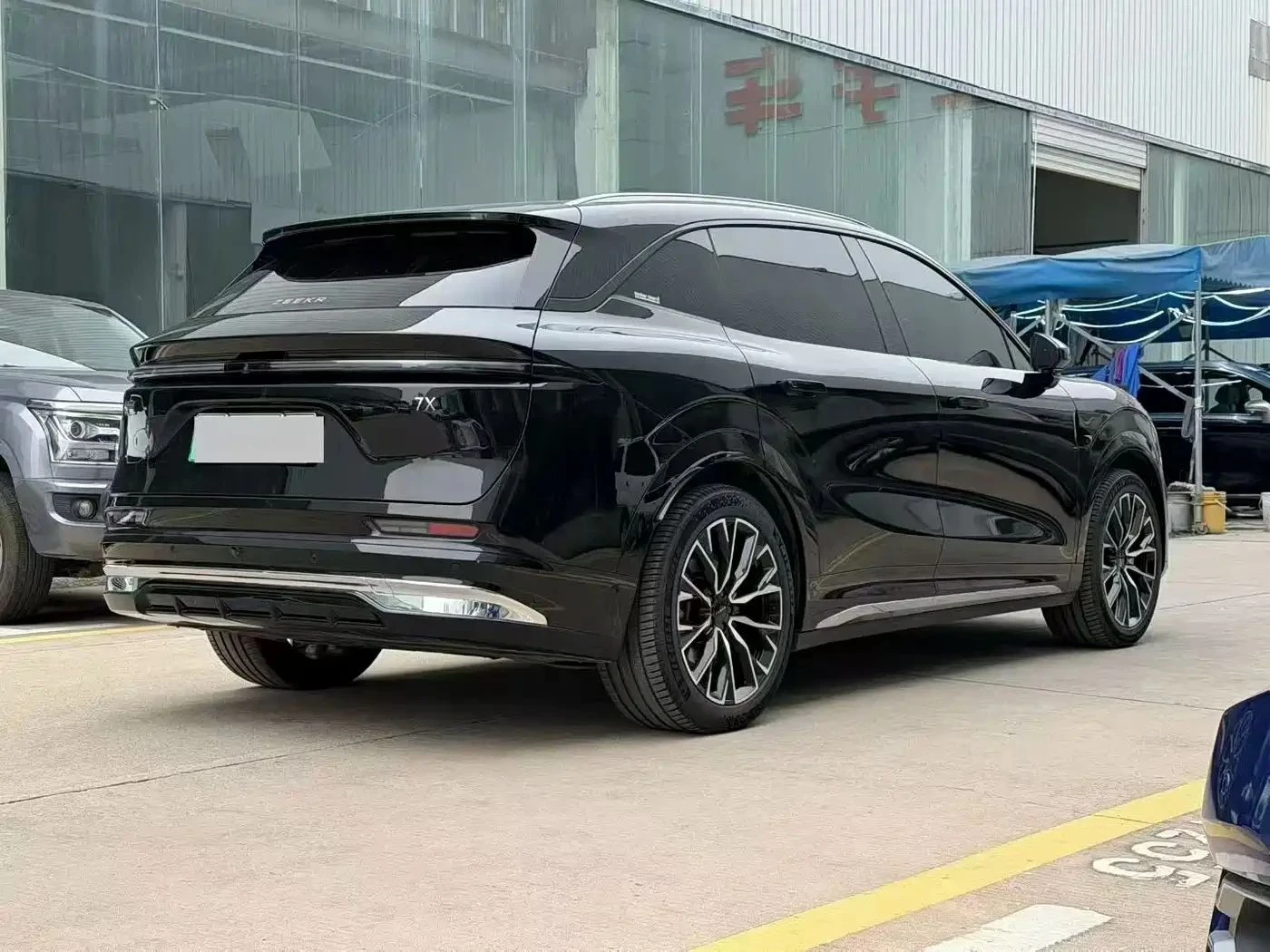 Zeekr 7X, снимка 6 - Автомобили и джипове - 56686003