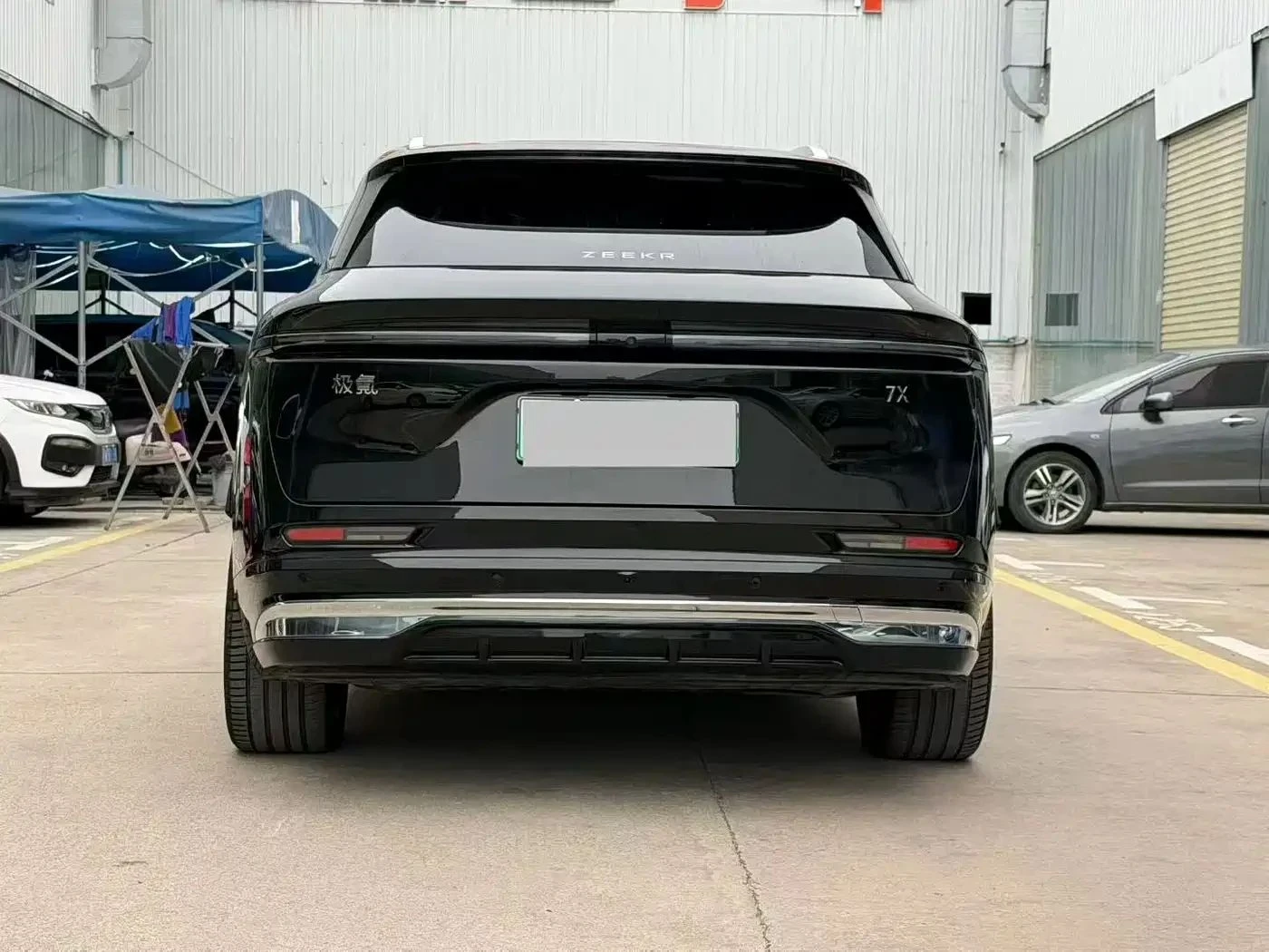 Zeekr 7X, снимка 5 - Автомобили и джипове - 56686003