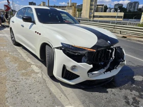 ������ Maserati Levante GT HYBRID 