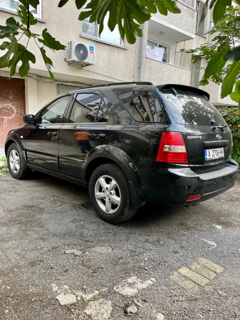 Kia Sorento 2.5 CRDI, снимка 5 - Автомобили и джипове - 47525319