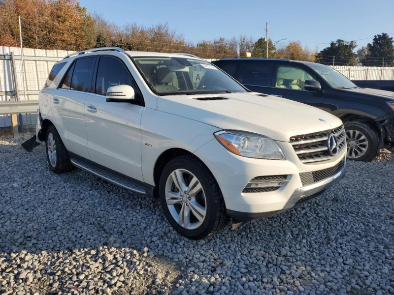 Mercedes-Benz ML 350  4MATIC, снимка 4 - Автомобили и джипове - 48435865