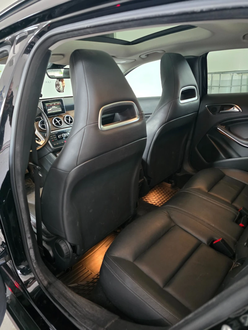 Mercedes-Benz GLA 220, снимка 13 - Автомобили и джипове - 52731669