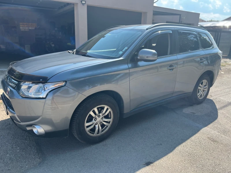 Mitsubishi Outlander 4x4, снимка 2 - Автомобили и джипове - 52519105