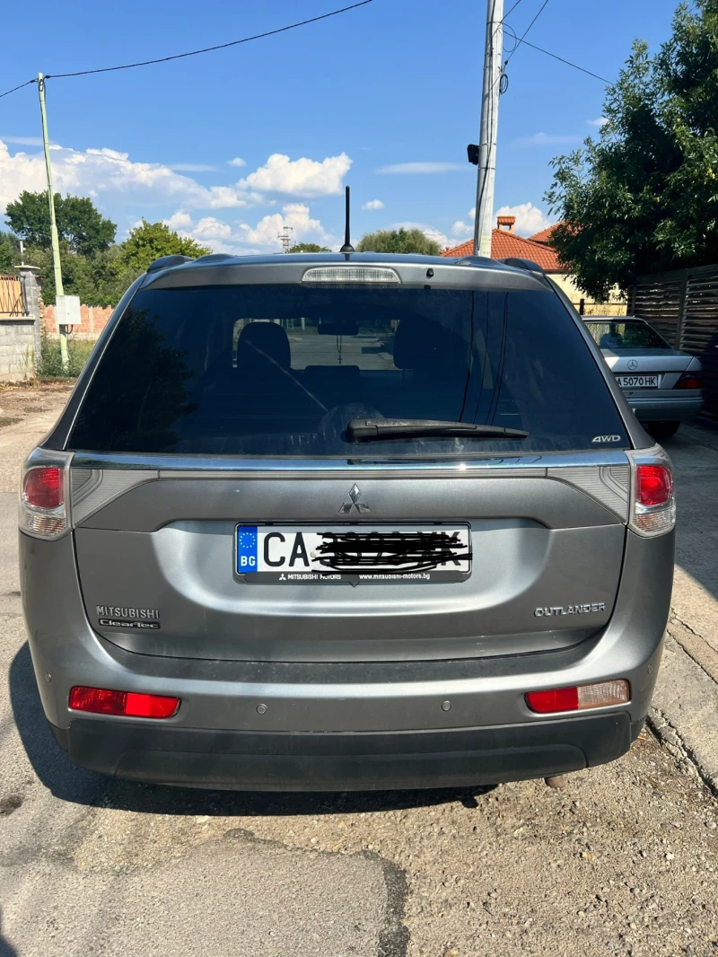 Mitsubishi Outlander 4x4, снимка 4 - Автомобили и джипове - 52519105