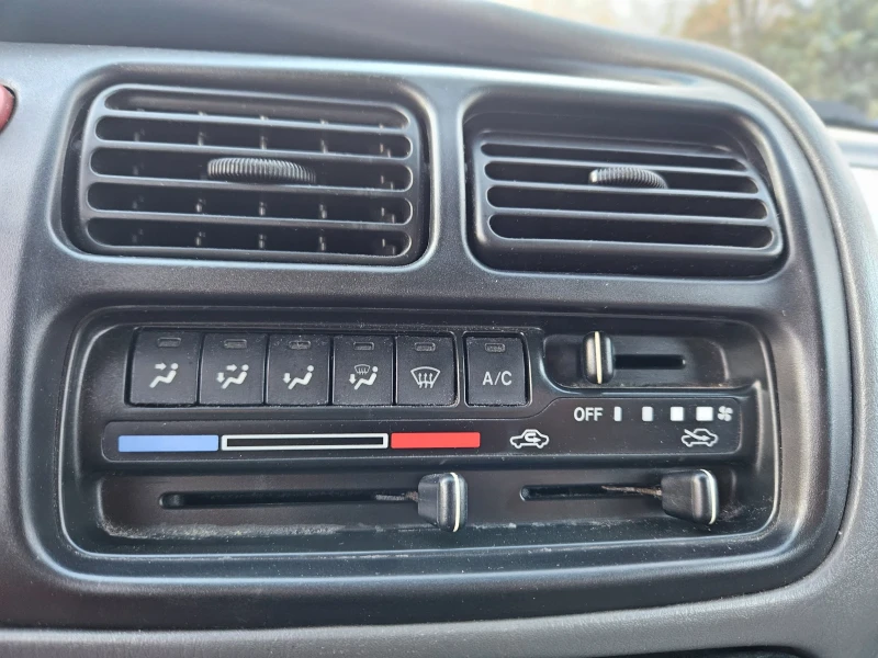 Suzuki Grand vitara 2.0/HDI/ИТАЛИЯ/109К.С/БЕЗ РЪЖДА , снимка 16 - Автомобили и джипове - 52353530