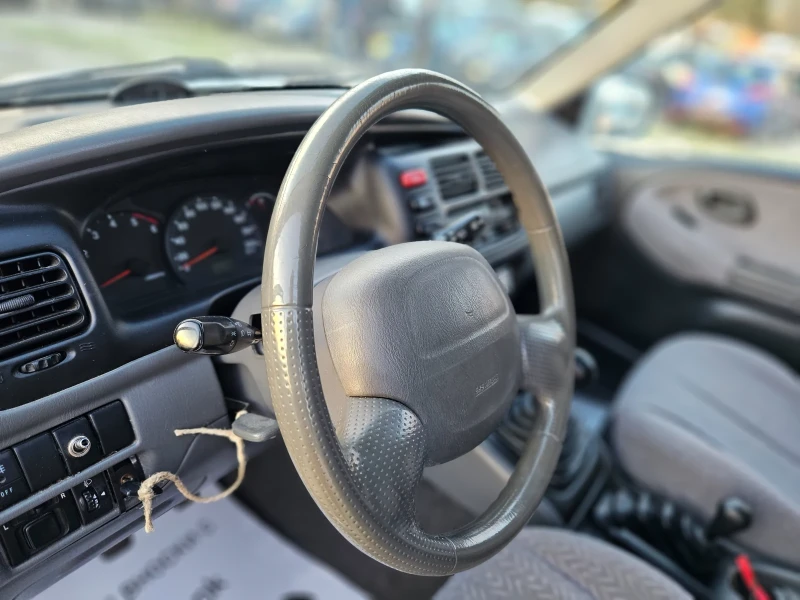 Suzuki Grand vitara 2.0/HDI/ИТАЛИЯ/109К.С/БЕЗ РЪЖДА , снимка 9 - Автомобили и джипове - 52353530