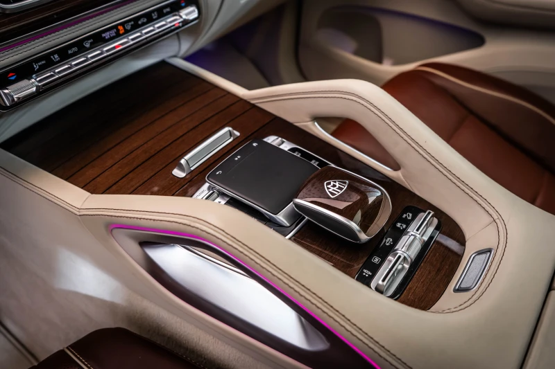 Mercedes-Benz GLS 600 Maybach 4M * ActiveBody* Burmester* Теглич, снимка 9 - Автомобили и джипове - 52705569