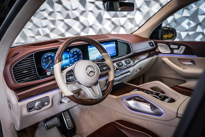 Mercedes-Benz GLS 600 Maybach 4M * ActiveBody* Burmester* Теглич, снимка 8 - Автомобили и джипове - 52705569