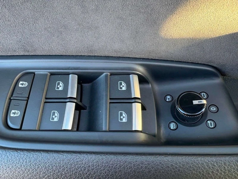 Audi Q8 * S Line quattro Prestige * CARFAX * БЕЗ ПЪРВОНАЧА, снимка 8 - Автомобили и джипове - 53166993