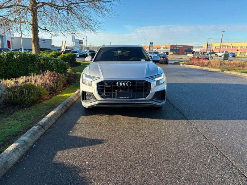 Audi Q8 * S Line quattro Prestige * CARFAX * БЕЗ ПЪРВОНАЧА, снимка 2 - Автомобили и джипове - 53166993