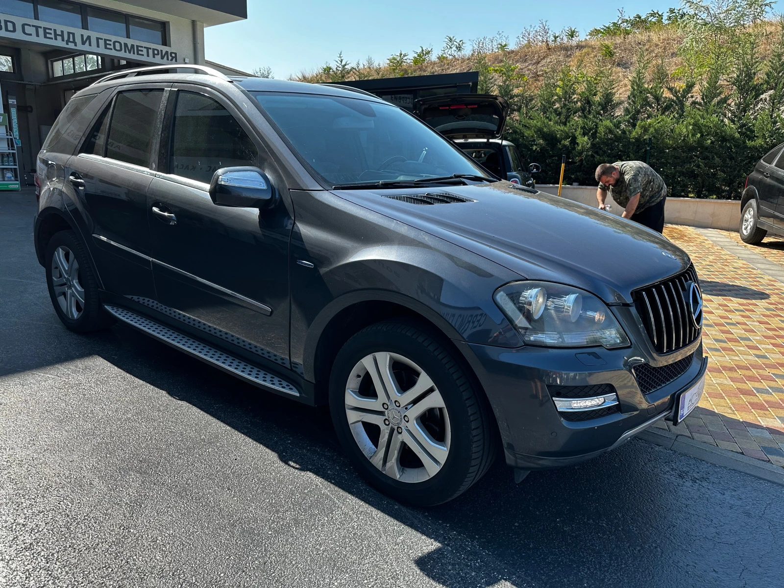 Mercedes-Benz ML 300 3.0 Diesel - изображение 2