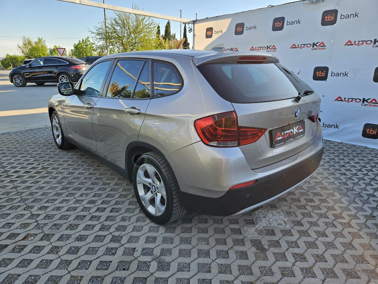 BMW X1 2.0D-177кс= АВТОМАТ= 4х4= ПАНОРАМА= НАВИ= КСЕНОН - изображение 5