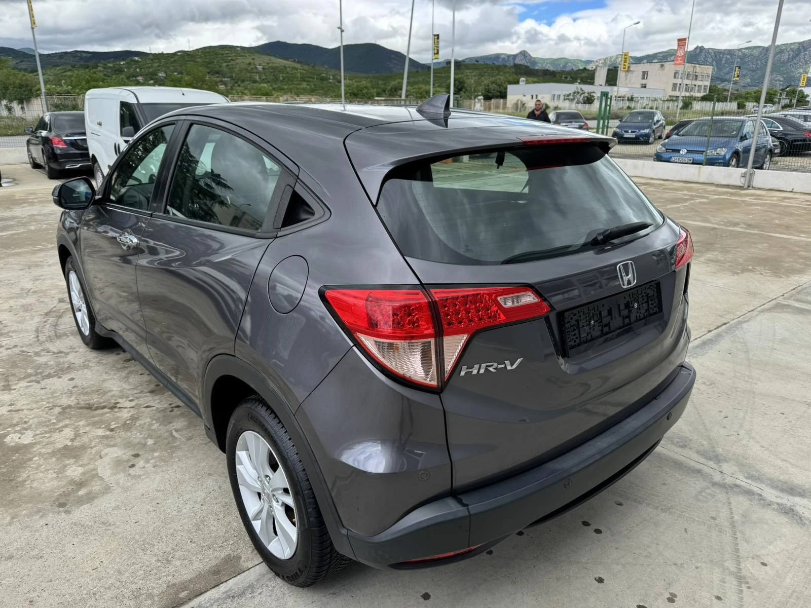 Honda Hr-v 1.6* 120ps* НАВИ* ПАРКТРОНИК*  - изображение 3