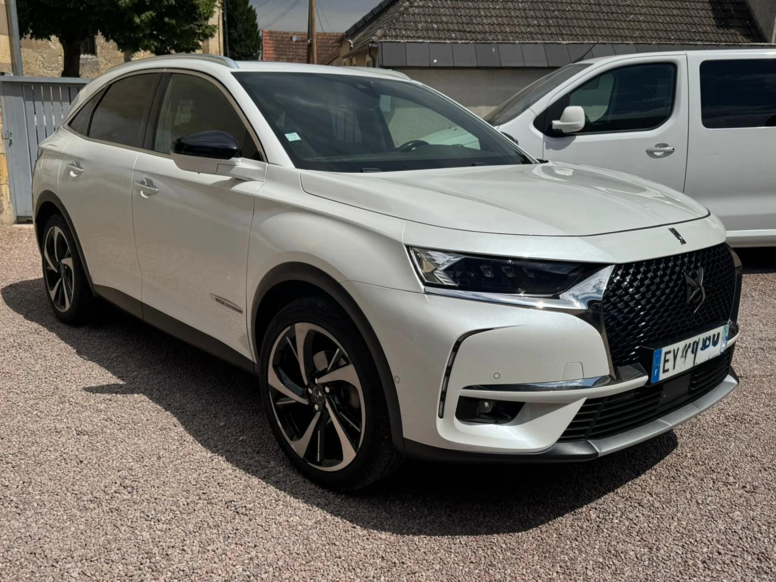 DS DS 7 Crossback 1.6 PURETECH 225 EAT8 OPERA - изображение 2