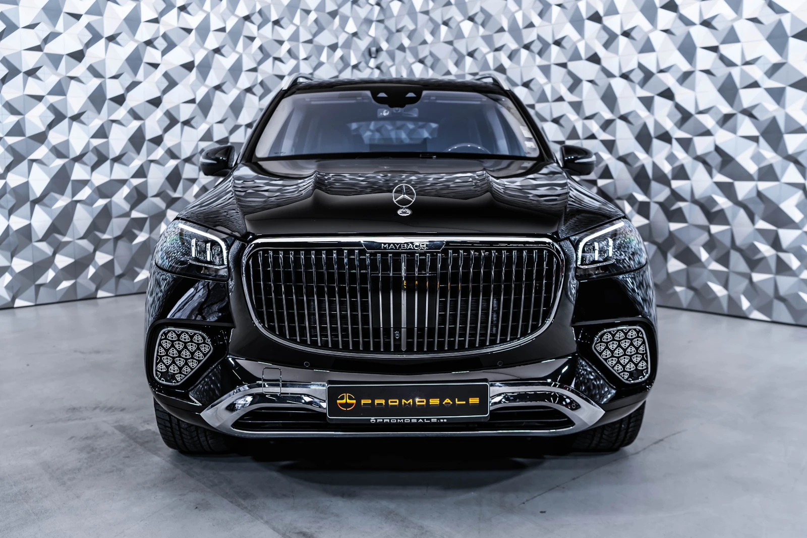 Mercedes-Benz GLS 600 Maybach 4M * ActiveBody* Burmester* Теглич - изображение 2