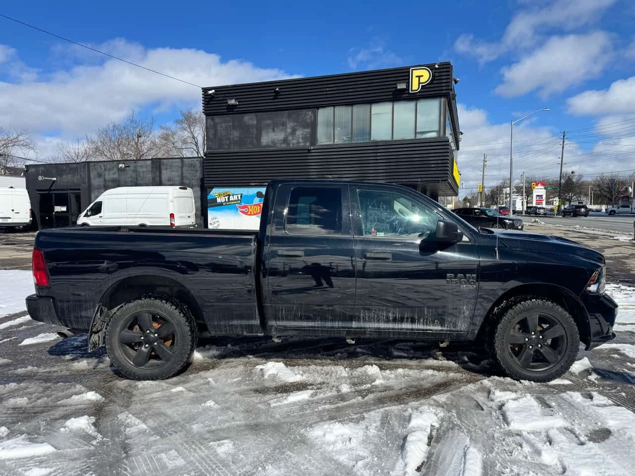 Dodge RAM 1500 Classic * Express * CARFAX * KEYLESS * , снимка 3 - Автомобили и джипове - 53966088