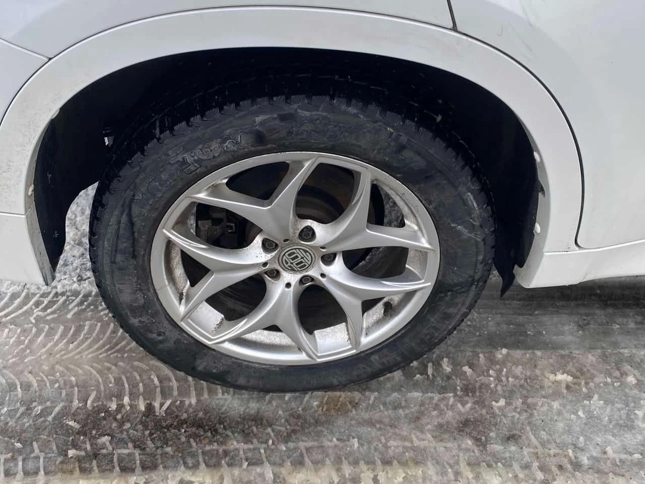 BMW X6 * xDrive35i * 2 КЛЮЧА* PANO* ПОДГРЕВИ* KEYLESS* H/, снимка 13 - Автомобили и джипове - 54197301