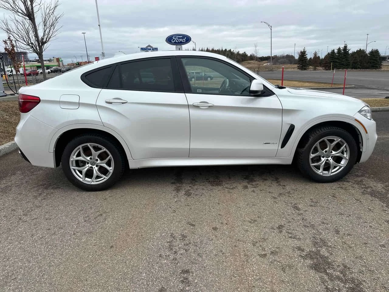 BMW X6 * xDrive35i * 2 КЛЮЧА* PANO* ПОДГРЕВИ* KEYLESS* H/, снимка 3 - Автомобили и джипове - 54197301