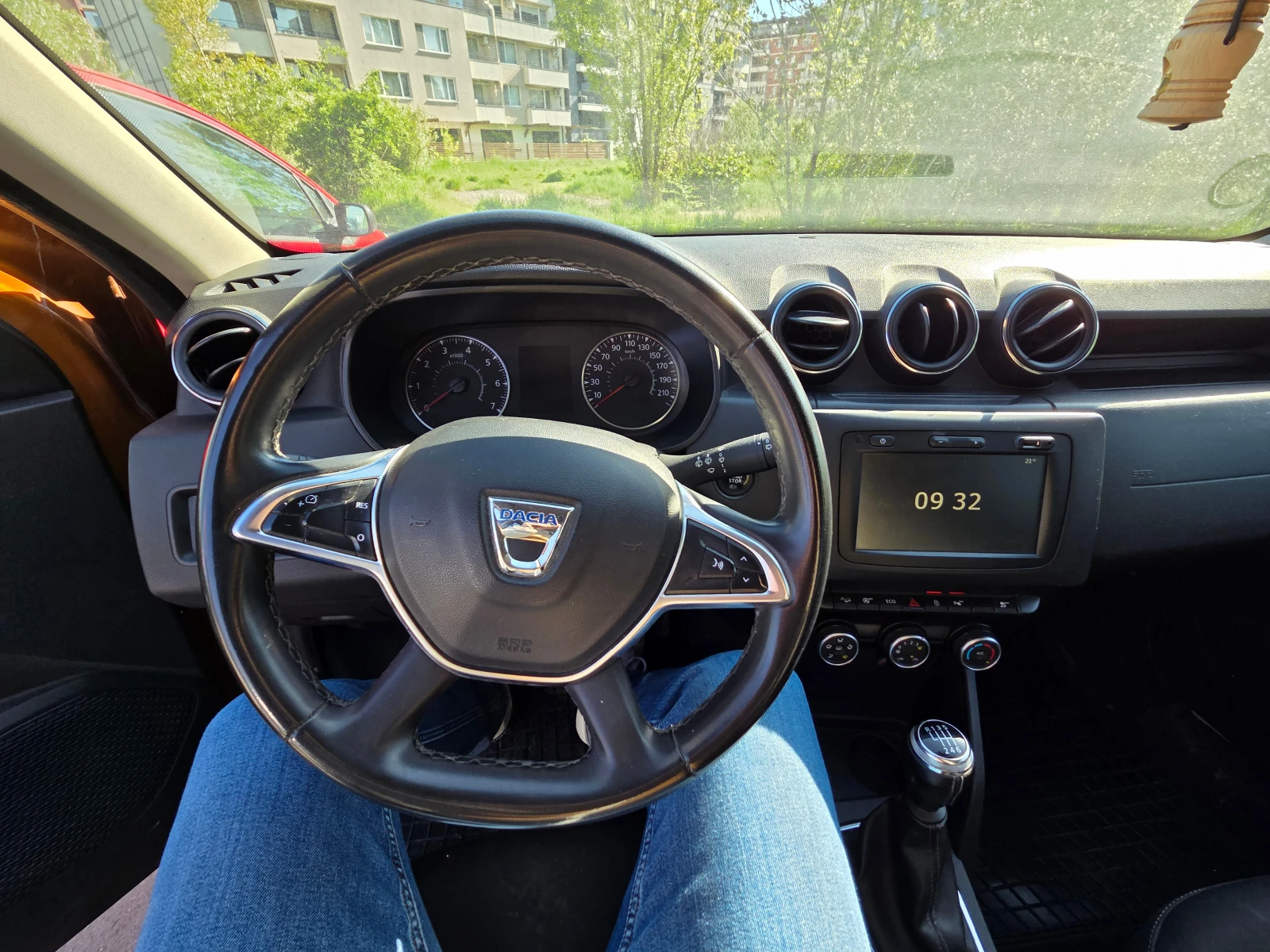 Dacia Duster 1.5DCI-110ps / 4x4 / N1 / keyless, снимка 7 - Автомобили и джипове - 54428228