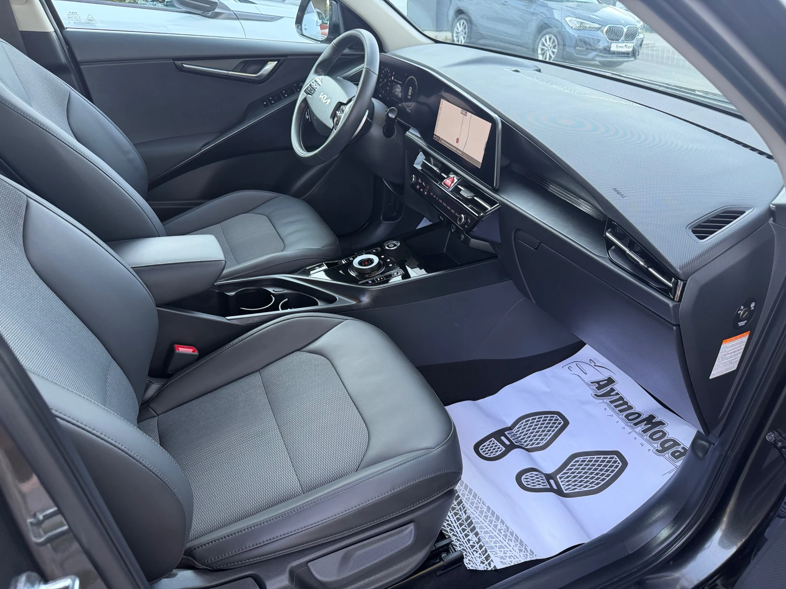 Kia Niro 65KW 100% SOH, снимка 10 - Автомобили и джипове - 55078451