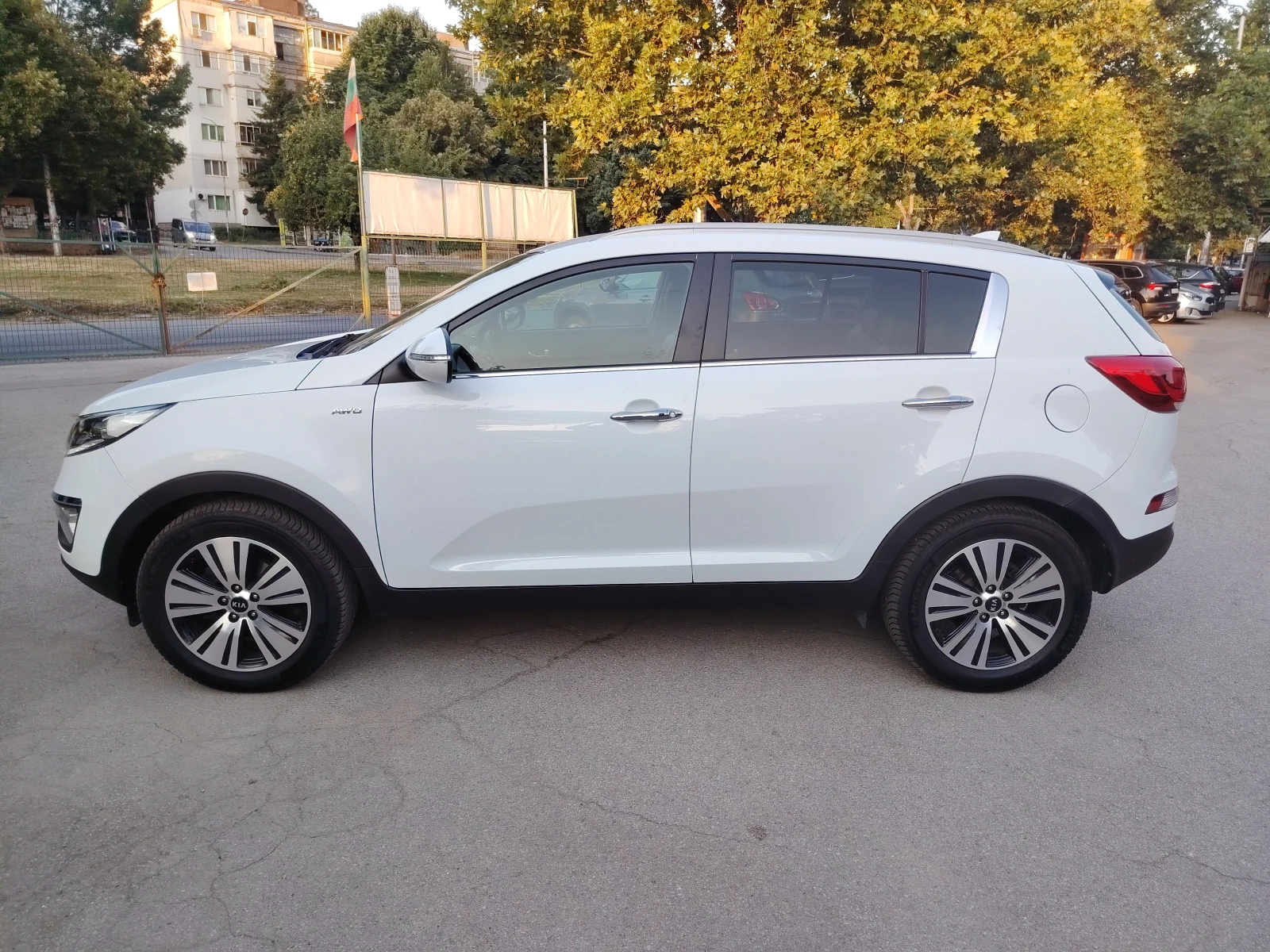 Kia Sportage 2.0 BARTER 184, снимка 7 - Автомобили и джипове - 55551895
