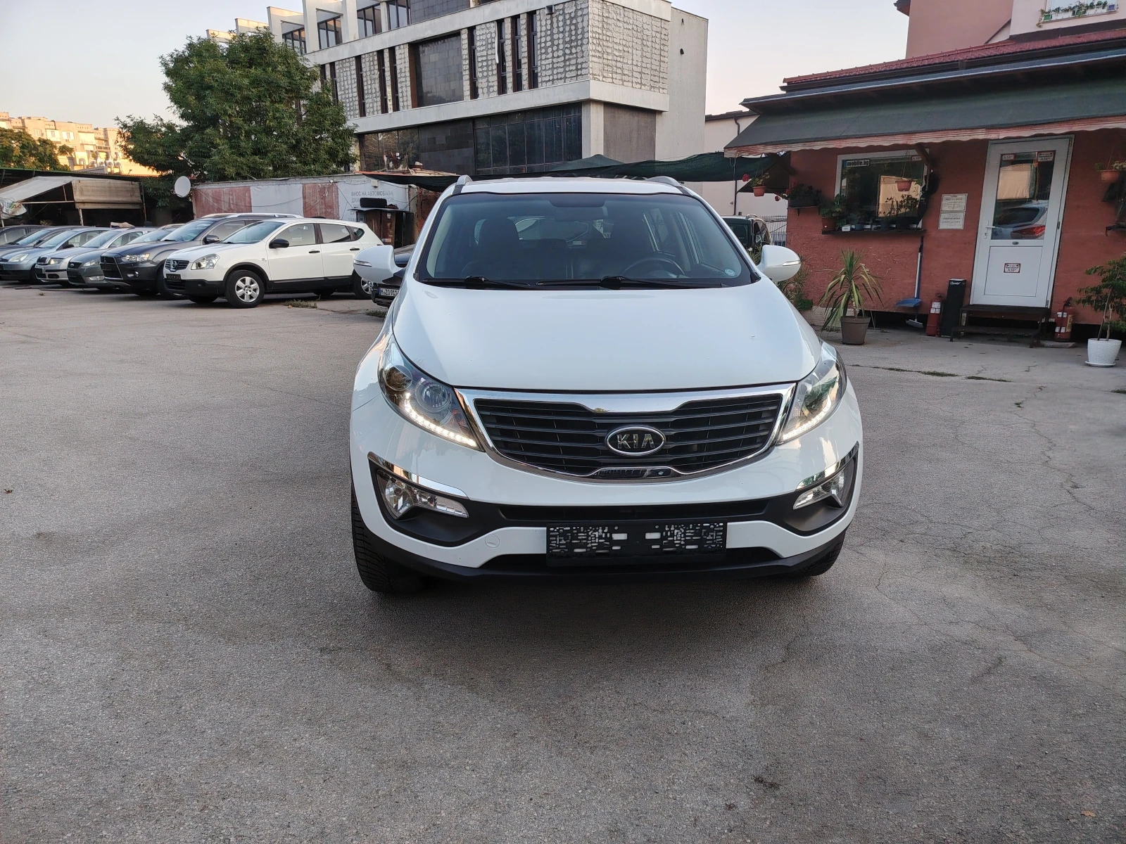 Kia Sportage 2.0 BARTER 184, снимка 2 - Автомобили и джипове - 55551895