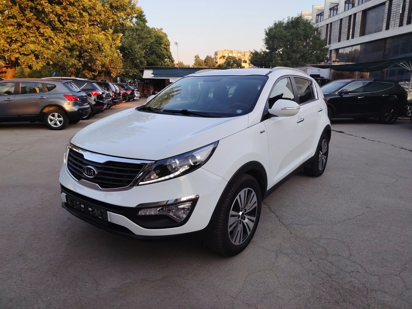 Kia Sportage 2.0 BARTER 184, снимка 3 - Автомобили и джипове - 55551895