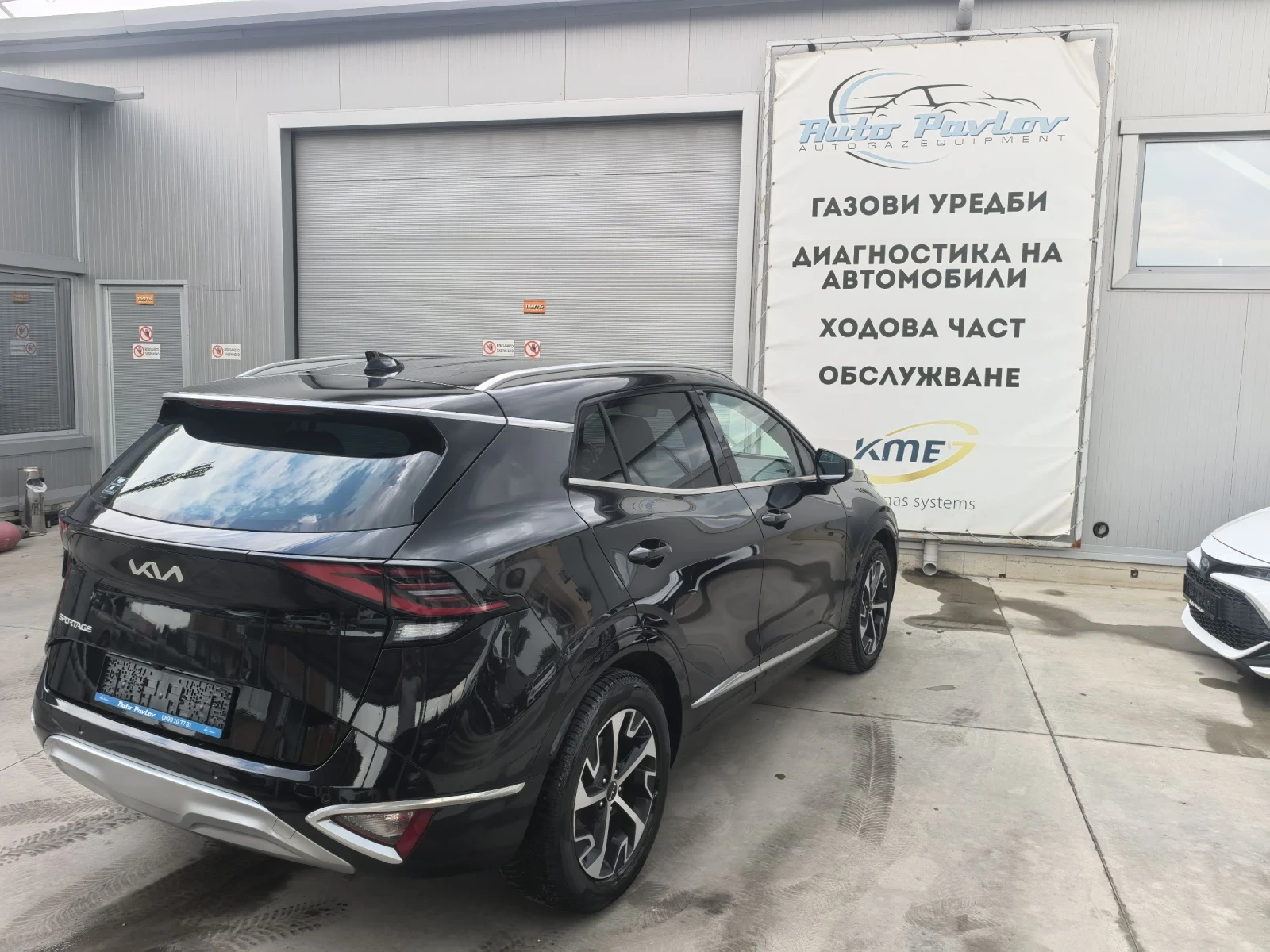 Kia Sportage 1.6 T-GDI MHEV, снимка 4 - Автомобили и джипове - 55596451