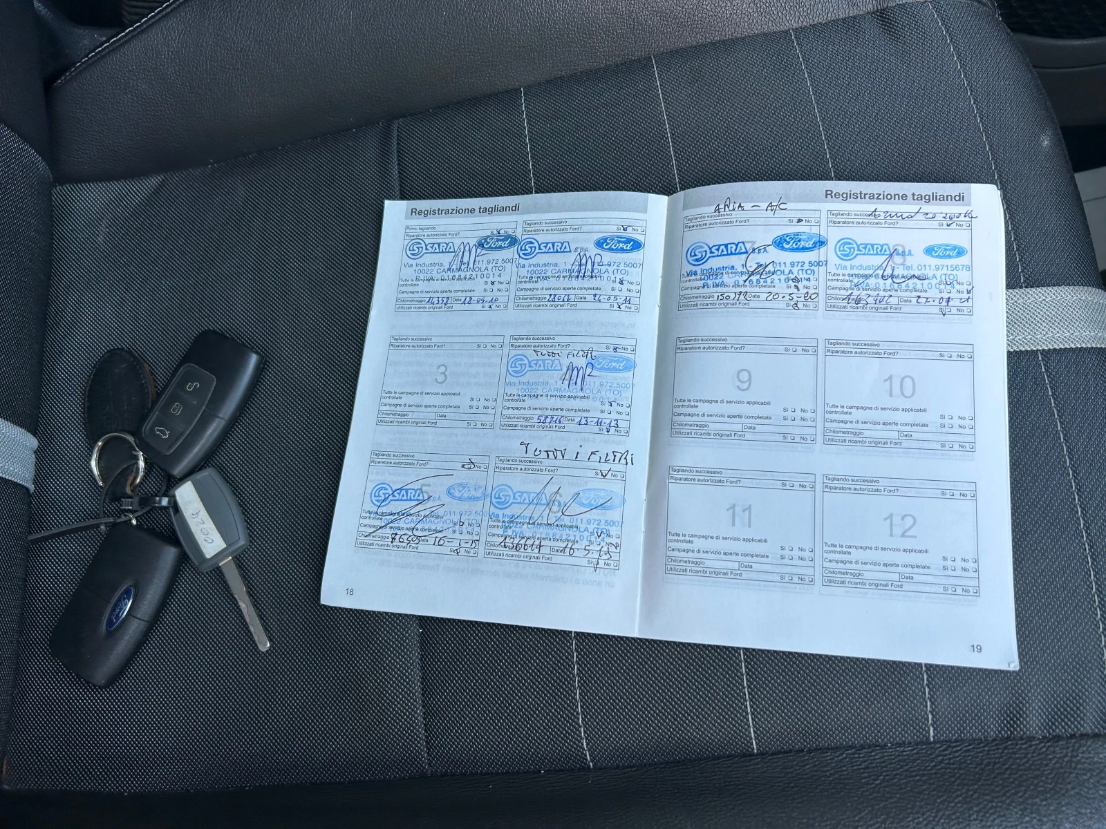 Ford Kuga 2.0 TDCI 4X4 TITANIUM , снимка 14 - Автомобили и джипове - 56040161