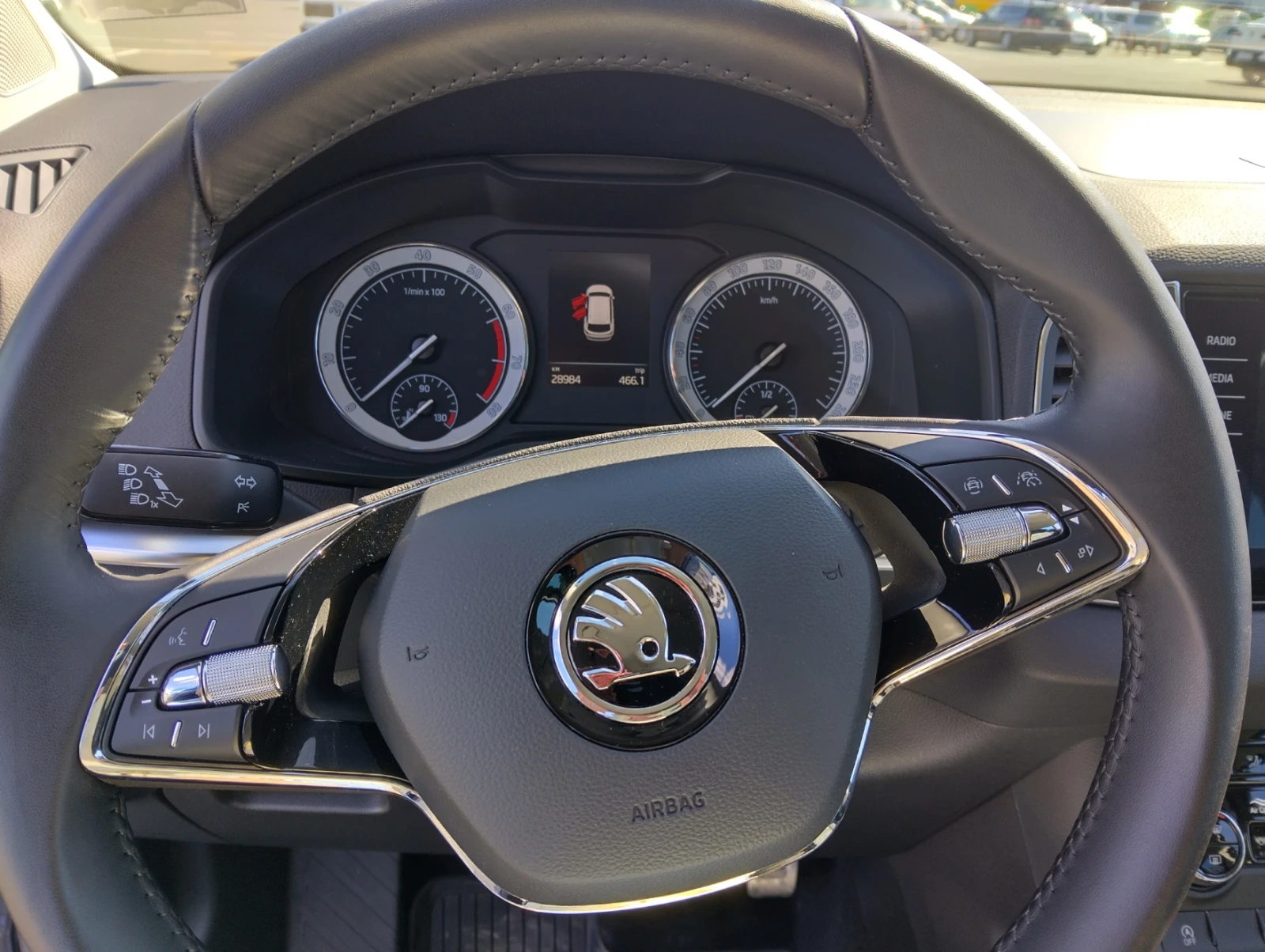 Skoda Karoq edition, снимка 7 - Автомобили и джипове - 56214265