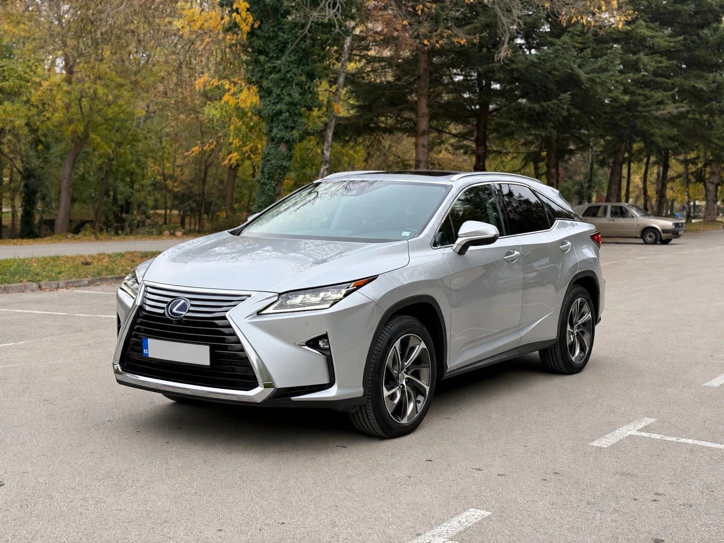 Lexus RX 450h Luxury 90 000km, снимка 3 - Автомобили и джипове - 56670351