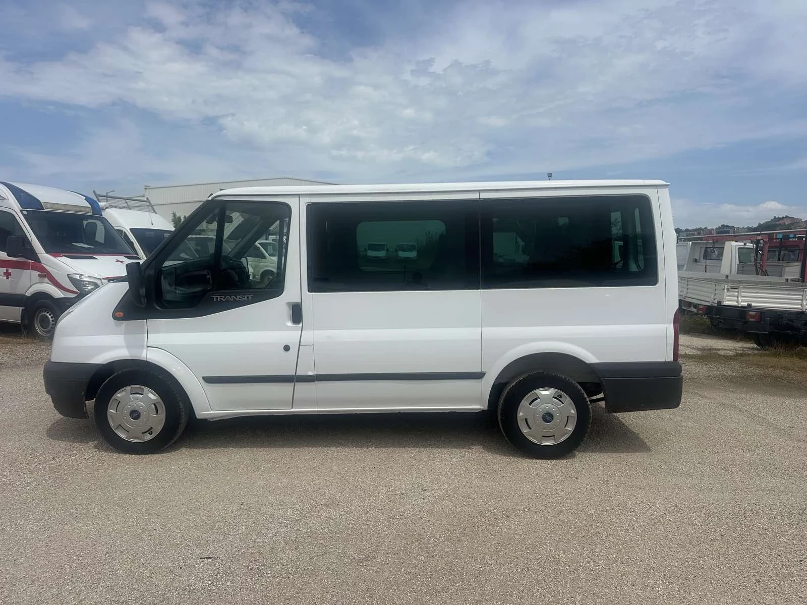 Ford Transit  - изображение 8