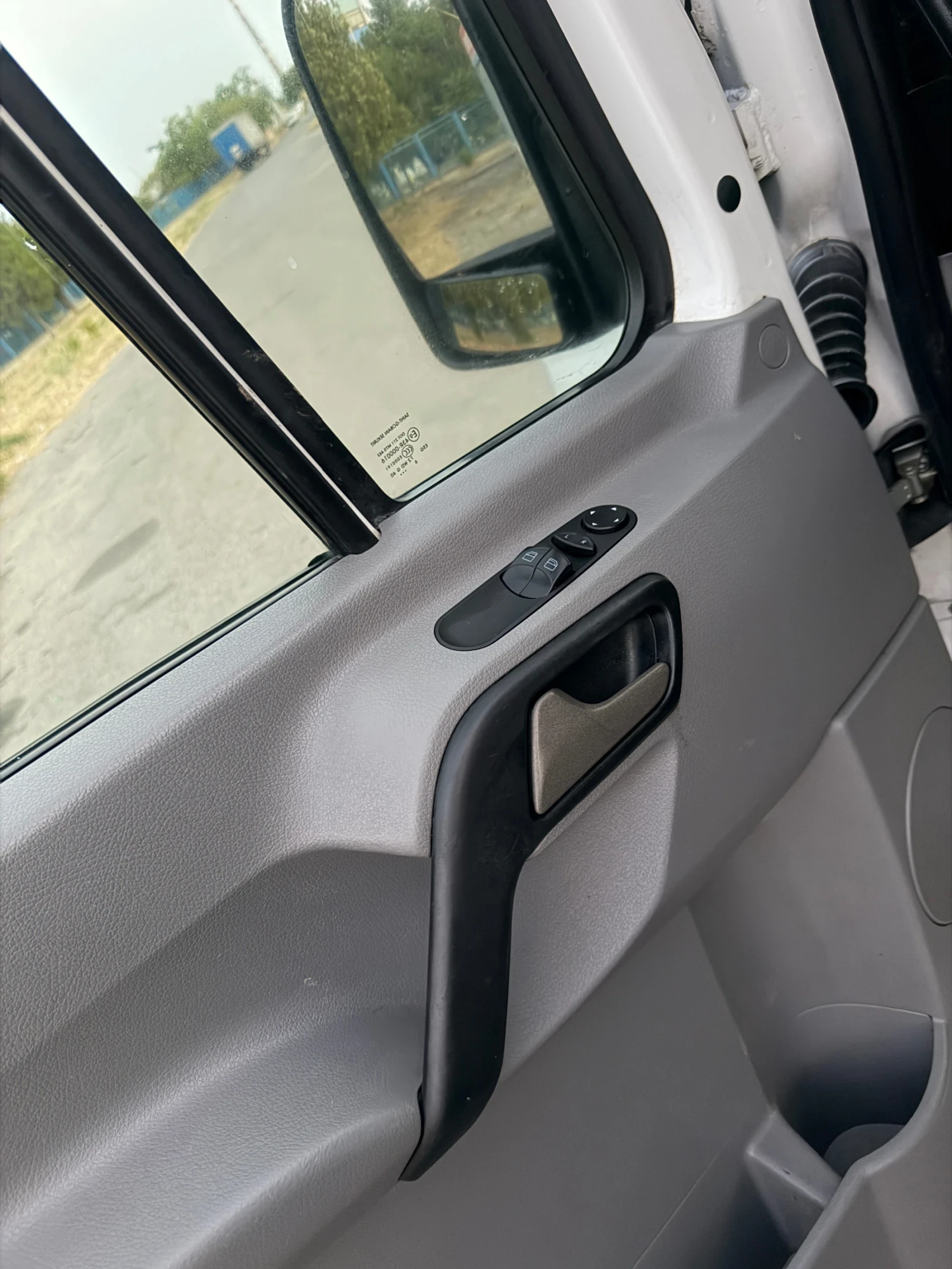 Mercedes-Benz Sprinter 311 2.2, снимка 11 - Бусове и автобуси - 55780874