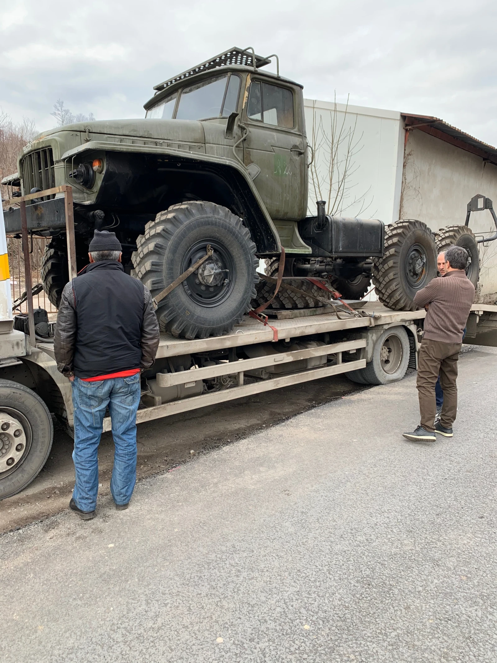 Ural Crone 375