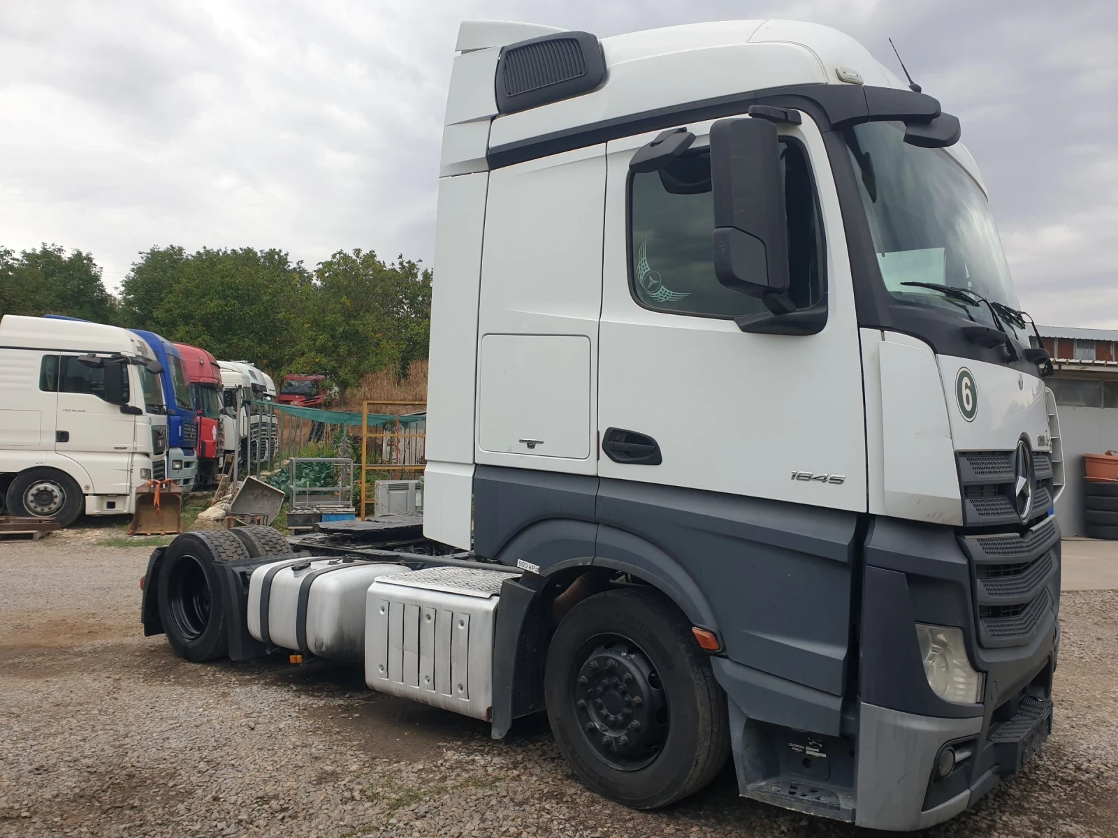 Mercedes-Benz Actros МЕГА - изображение 3
